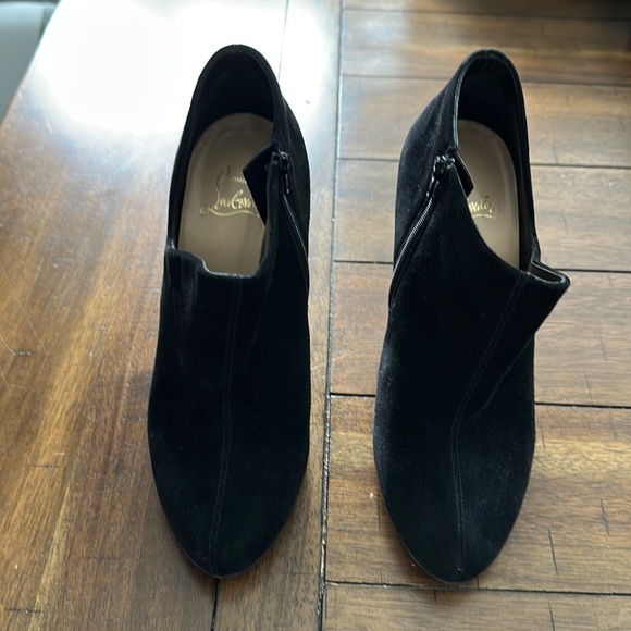 Christian Louboutin Suede Black Booties - Picture 2 of 8